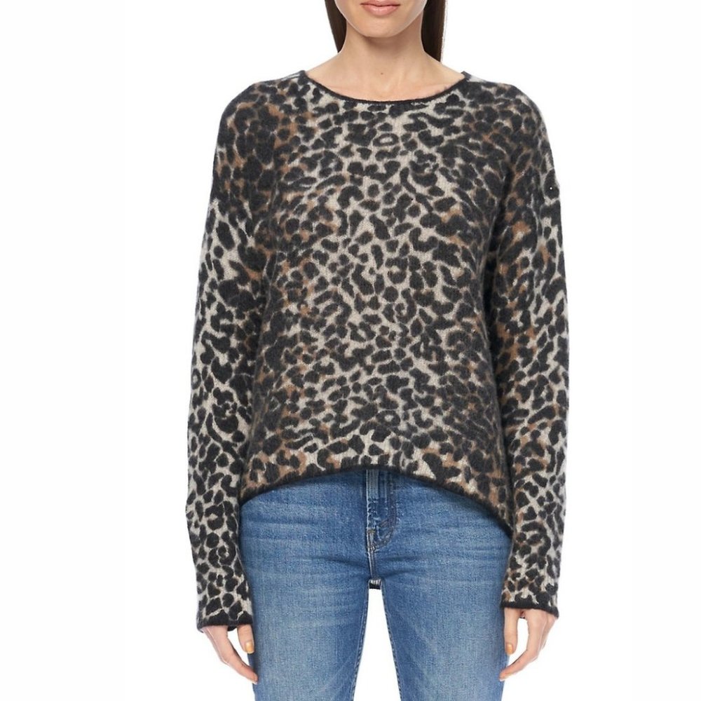 360 Cashmere Leopard Print Tipped Crew Sweater Size Medium